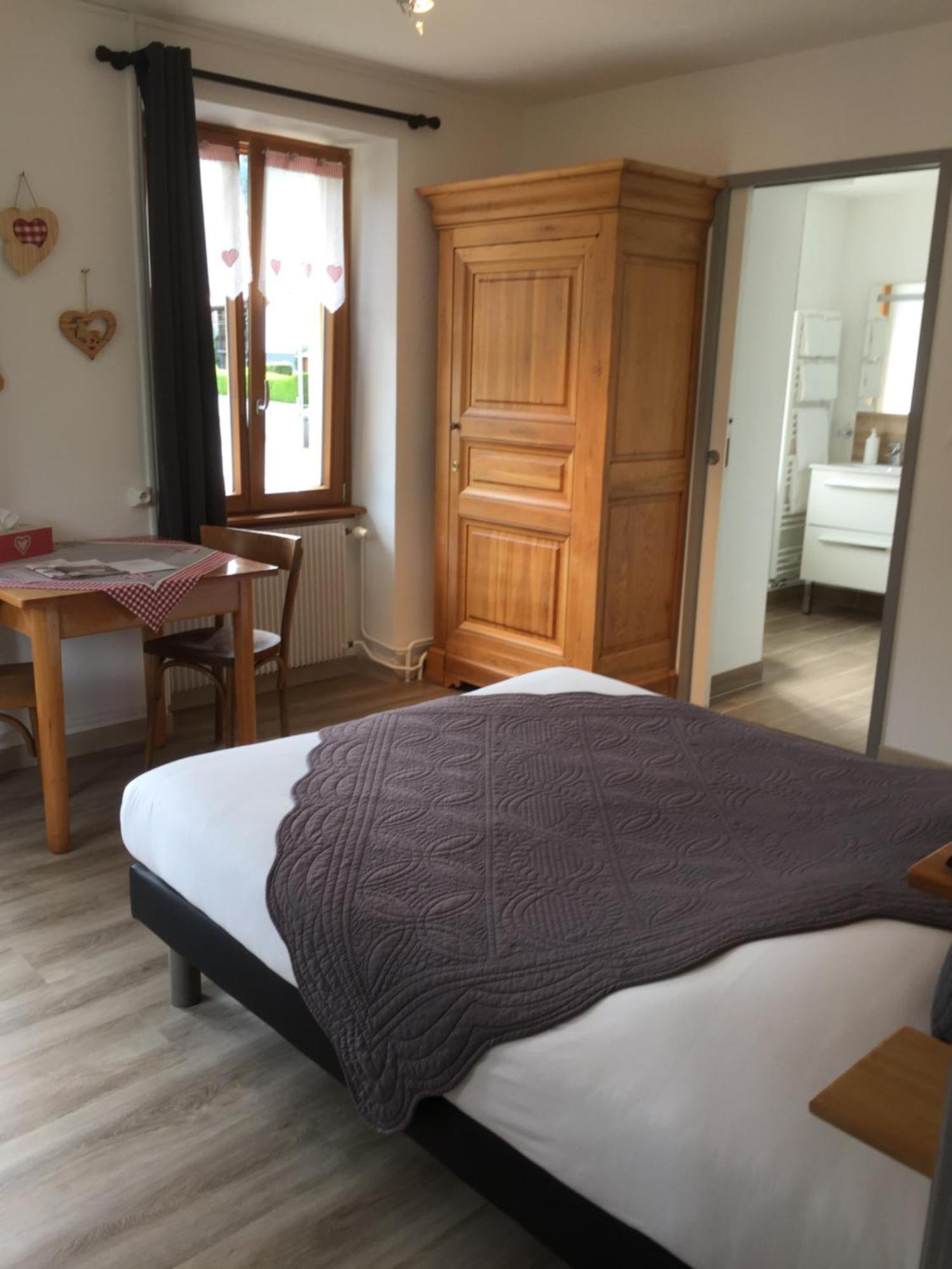 Bed & Breakfast D'hotes A La Fecht Nature Et Bien-etre *